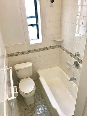 Rented by Voro, LLC | media 13