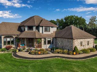 791 Girdle Rd, East aurora, NY 14052