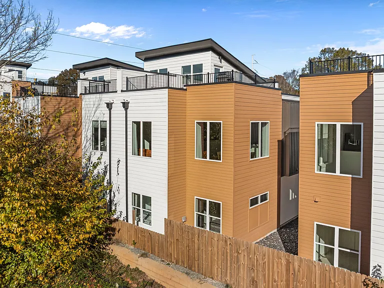 610 Walnut Heights Dr #3 — Photo 35