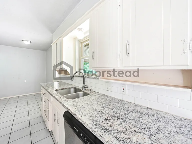 204 Jefflyn Ct — Photo 19
