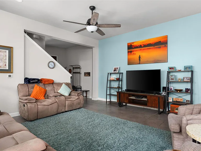 1511 Lawrence St — Photo 4