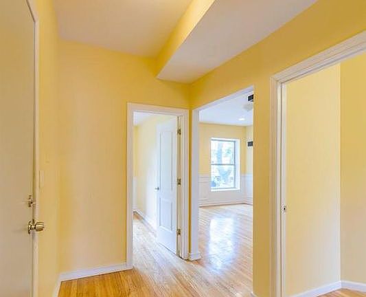 4th image of 6147 S Langley Ave #2