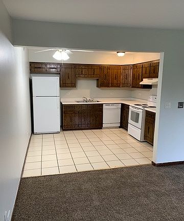 2nd image of 1029 Shagbark Ct APT 1C