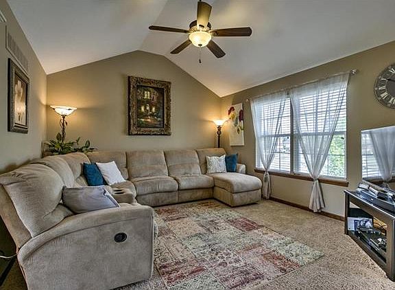 4th image of 608 N Jones Ct