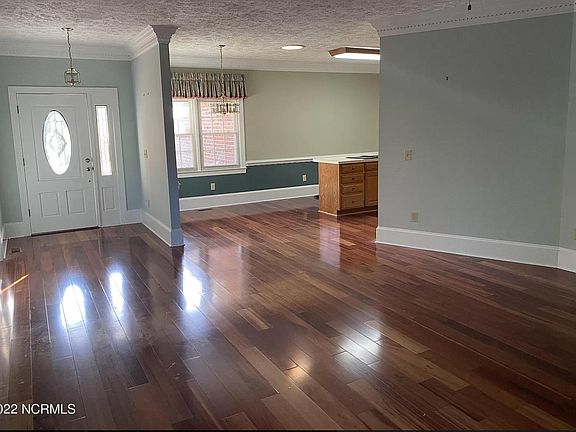 2nd image of 6238 Sugar Pine Dr