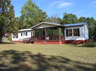 2558 Jake Hill Rd, Lucedale, MS 39452