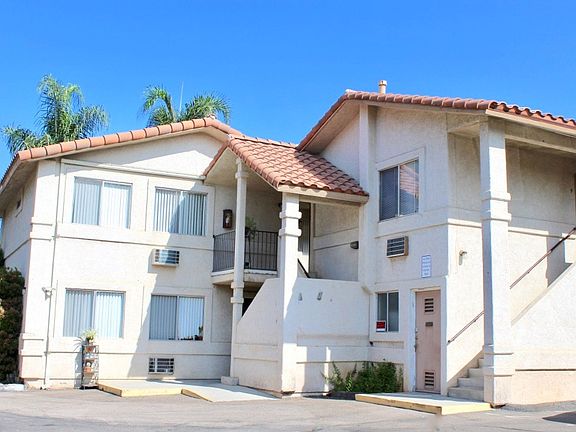 2nd image of 12349 Lakeshore Dr APT 9