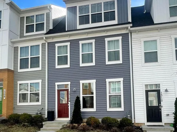 1310 Marsalis Pl, Frederick, MD 21702