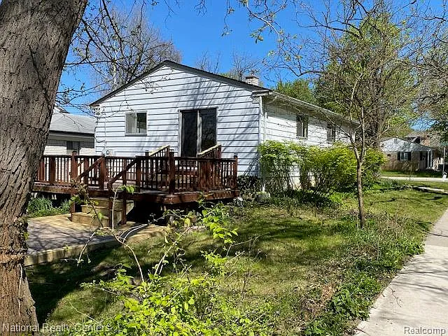 Building Photo - 903 Roselawn Dr
