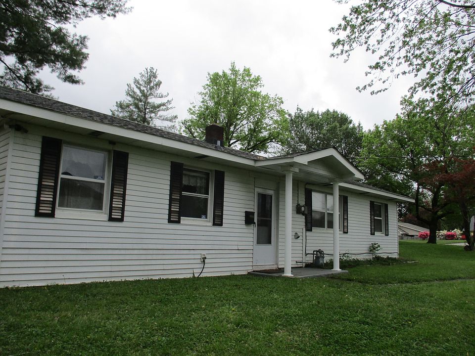 2nd image of 105 Parsons Rd