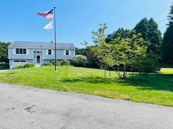 115 Spring St, Rehoboth, MA 02769