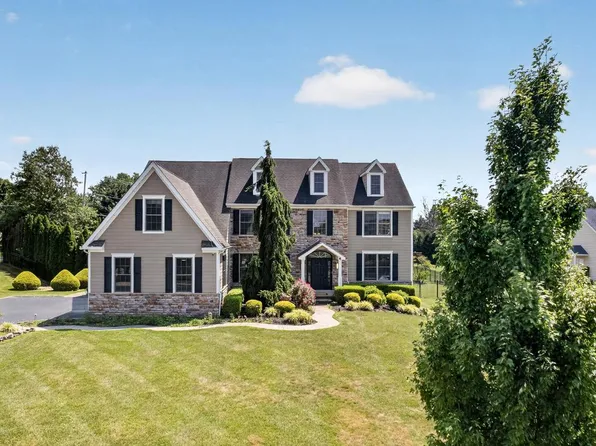 200 Fairway Ct, Harleysville, PA 19438