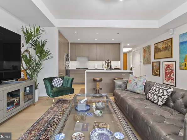 2501 M St NW #205, Washington, DC 20037