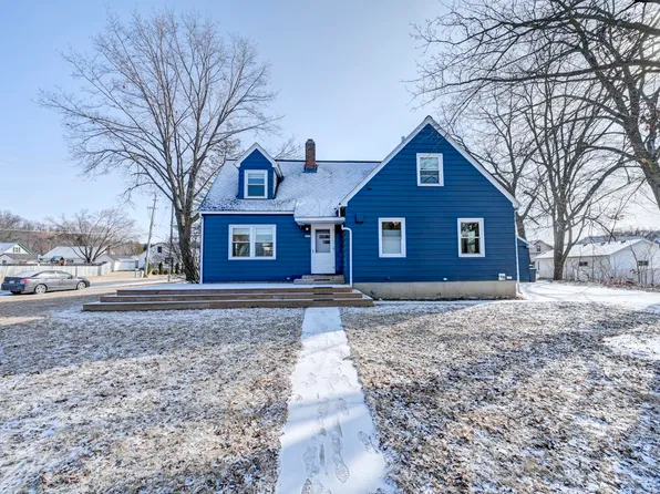 2110 East St, Cross Plains, WI 53528