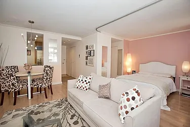 Rented by BLU Real Estate