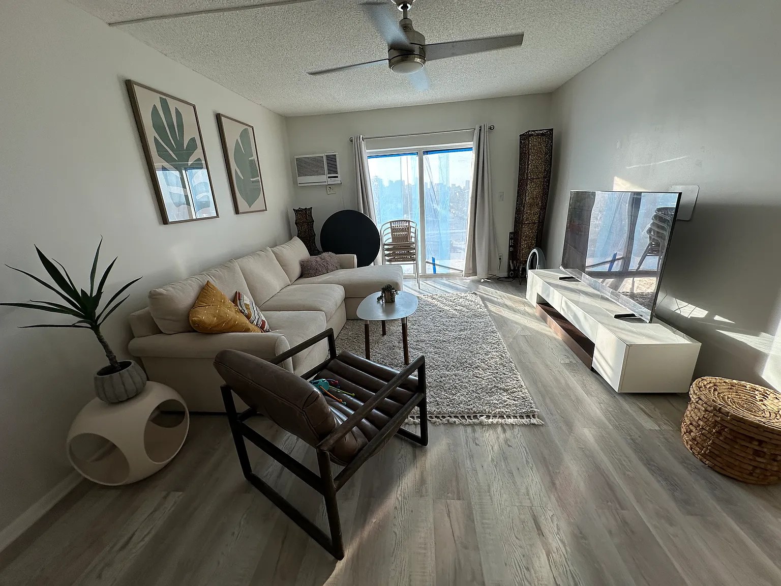 1 bed, 647 sqft, $2,295 — Photo 4