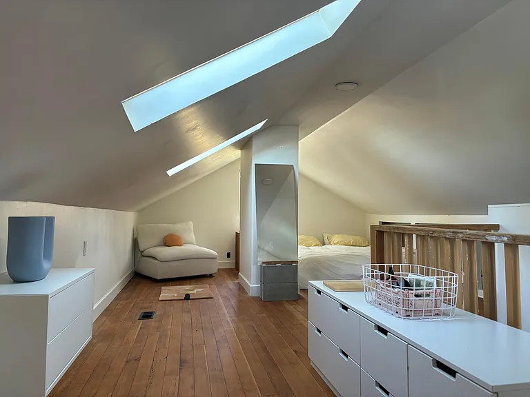 6325 NE Mason St — Photo 2