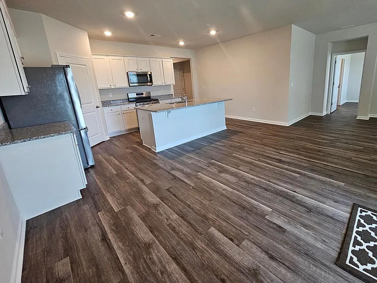 3015 Long Spur Dr — Photo 9
