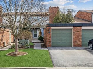 1552 Kerns Rd #4, Burlington, ON L7P3A7