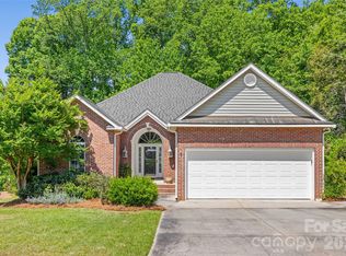 1953 Regency Ct, Rock Hill, SC 29732