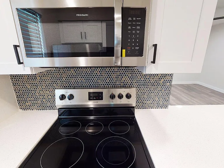Aurora Villas — Photo 34