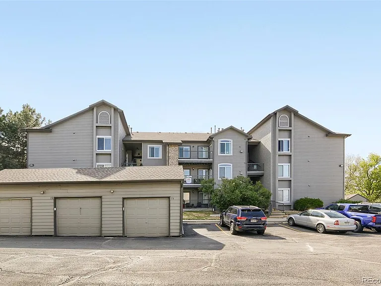 2575 S Syracuse Way #H104 — Photo 2