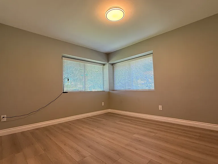 626 W Camino Real Ave — Photo 3