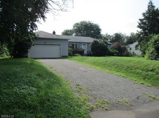 9 Ridge Rd, Flemington, NJ 08822