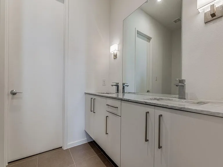 1514 N Washington Ave #105 — Photo 9