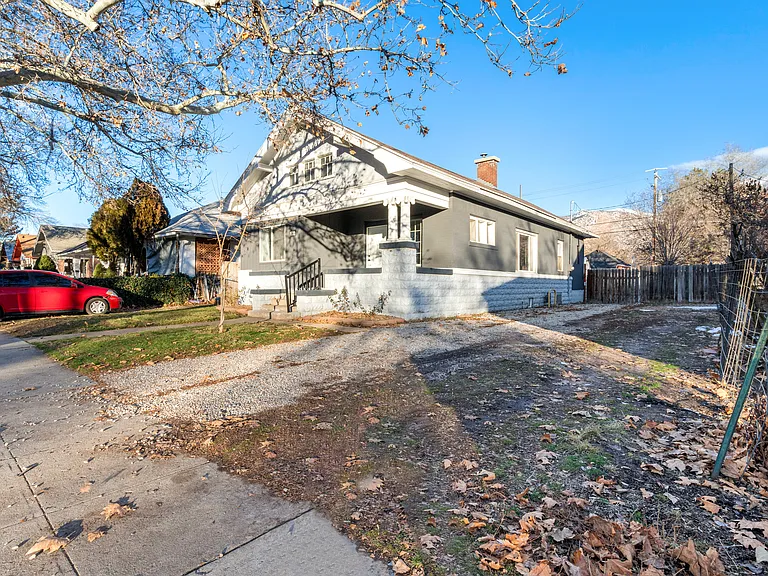2954 Adams Ave — Photo 2