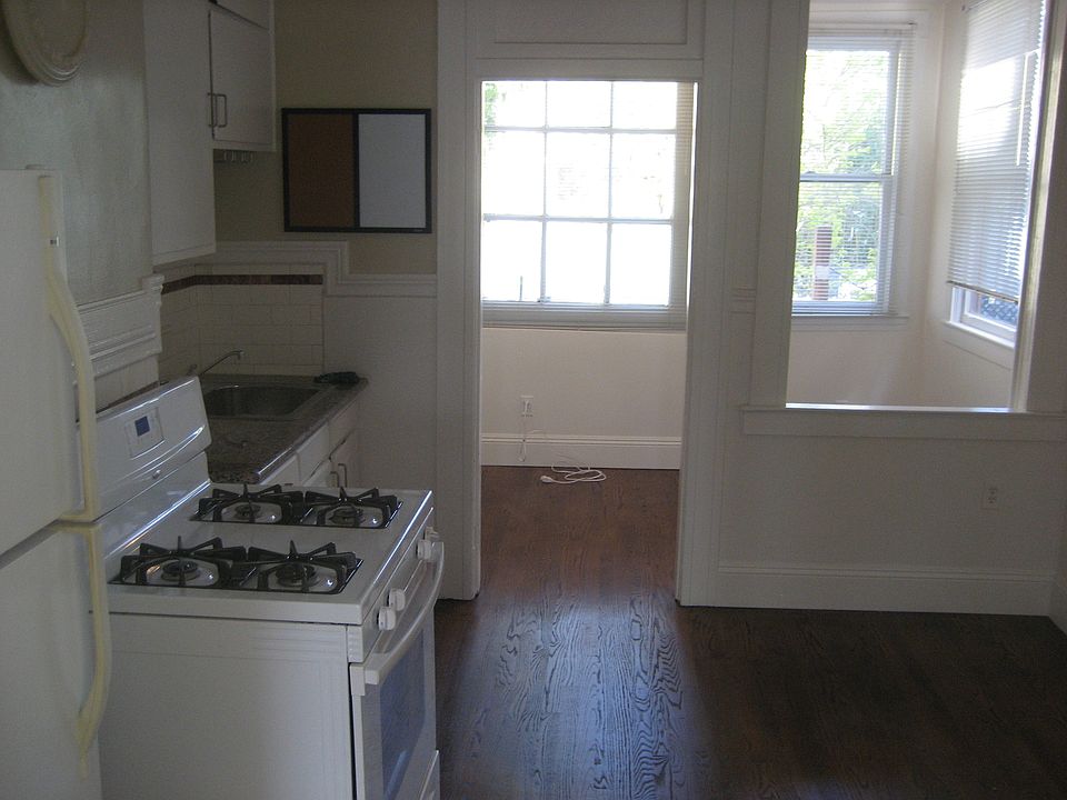 Big eat in kitchen