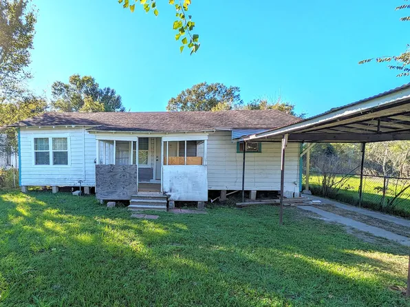 2309 7th St, Orange, TX 77630