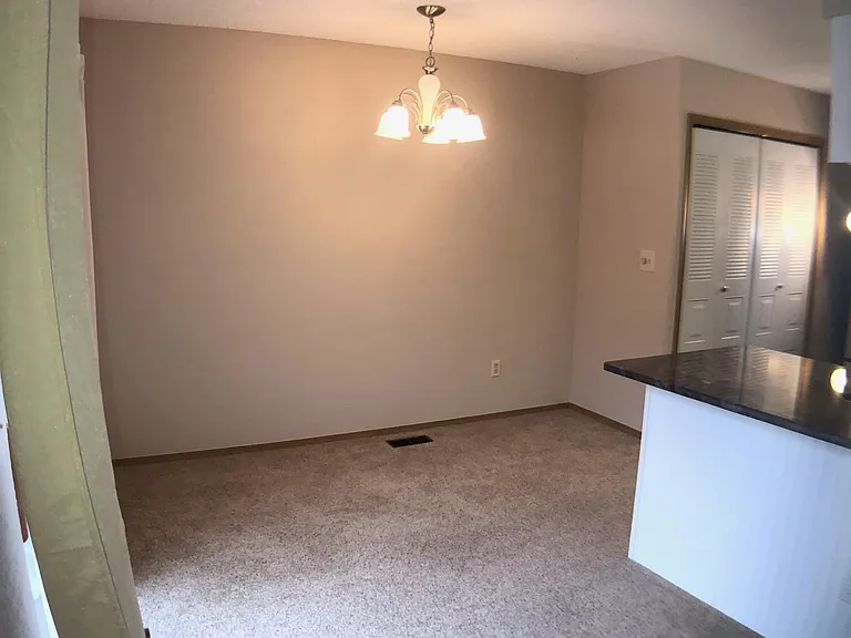 19840 Summerset Ln — Photo 8