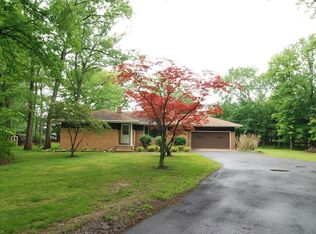 11792 Prospect Rd, Strongsville, OH 44136