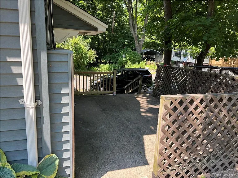 598 Route 303 — Photo 10