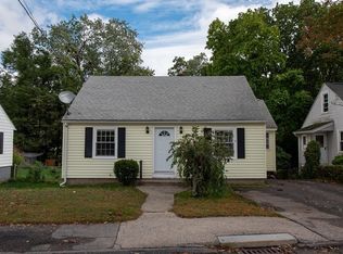 498 Mill St, Worcester, MA 01602