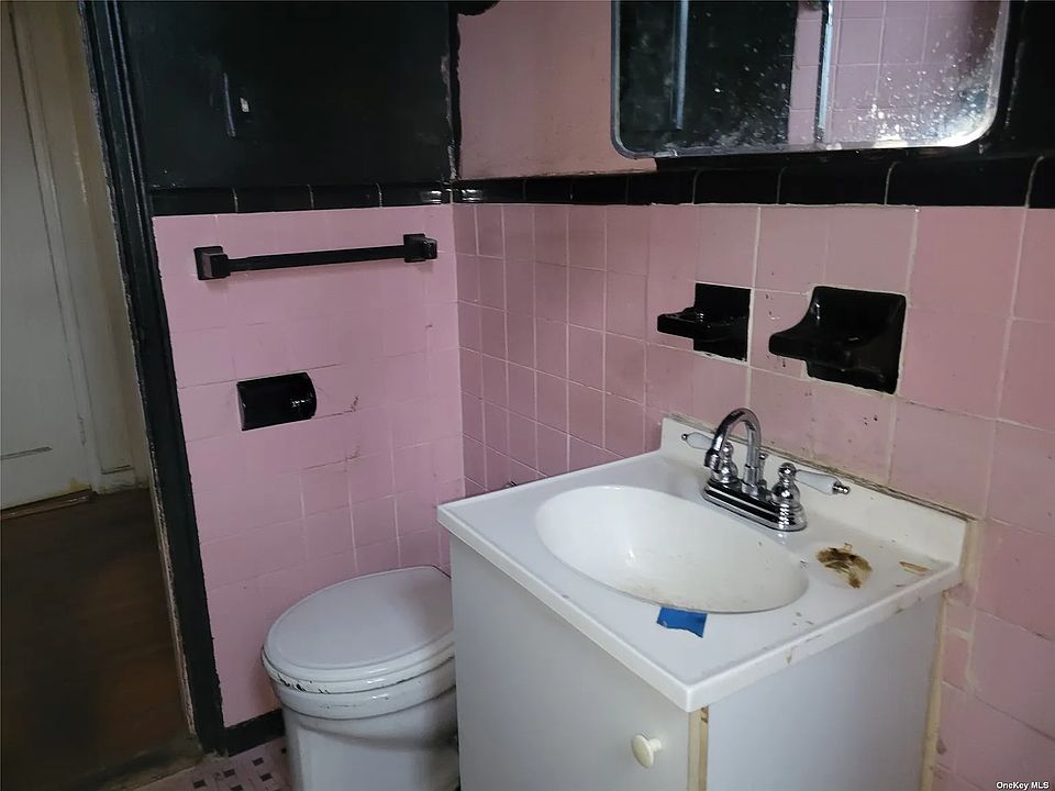 2nd image of 113-15 34th Ave APT E