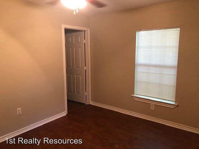1st image of 3115 Damon Ave