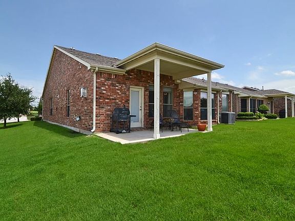 2nd image of 6704 Algarve Dr