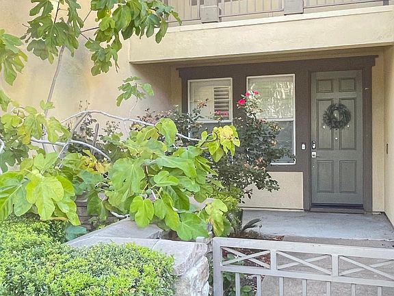 3rd image of 1351 Thornbury Ln
