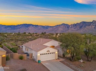 11866 N Crescendo Dr, Oro Valley, AZ 85737