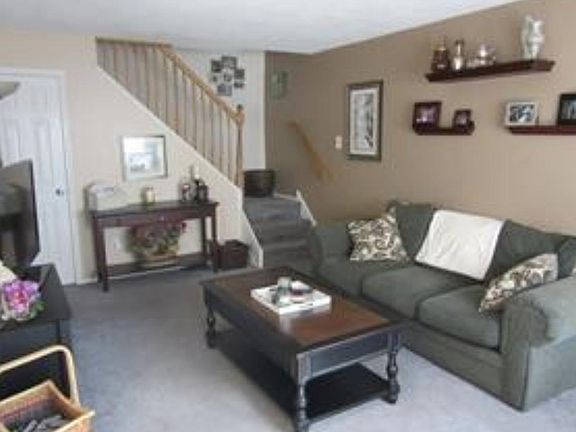 3rd image of 5200 Hilltop Dr APT F3