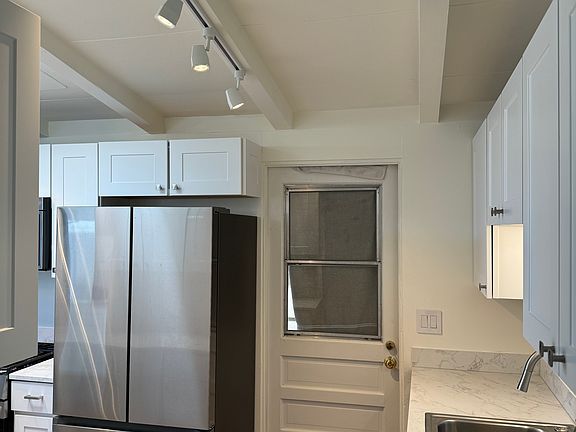 2nd image of 10721 Carver Dr