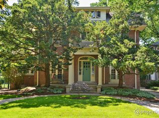 916 Maple Ave, Evanston, IL 60202