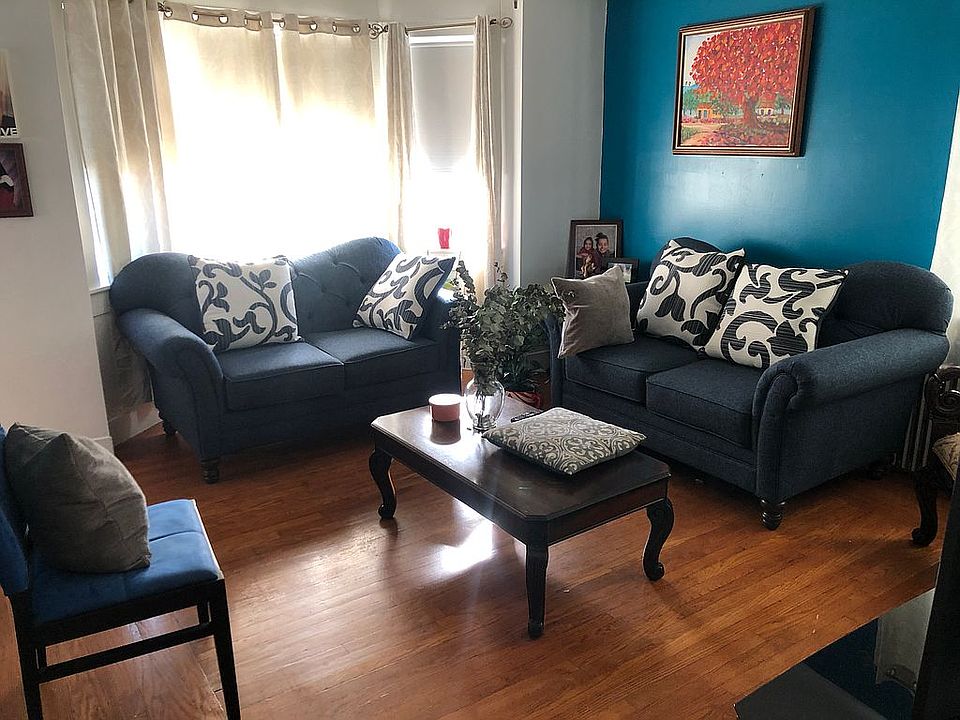 1st image of 12 Metcalf Ave