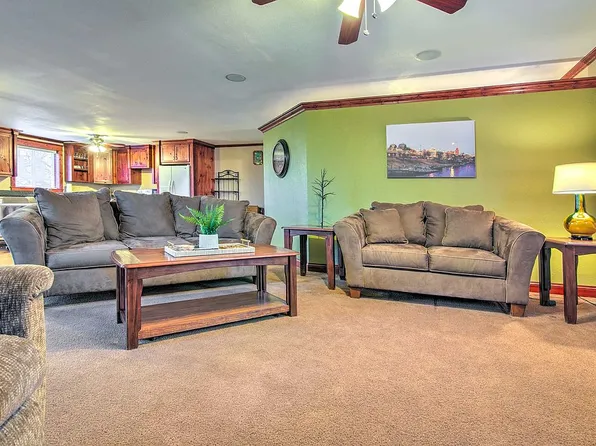 104 Ball Park Rd, Victoria, KS 67671