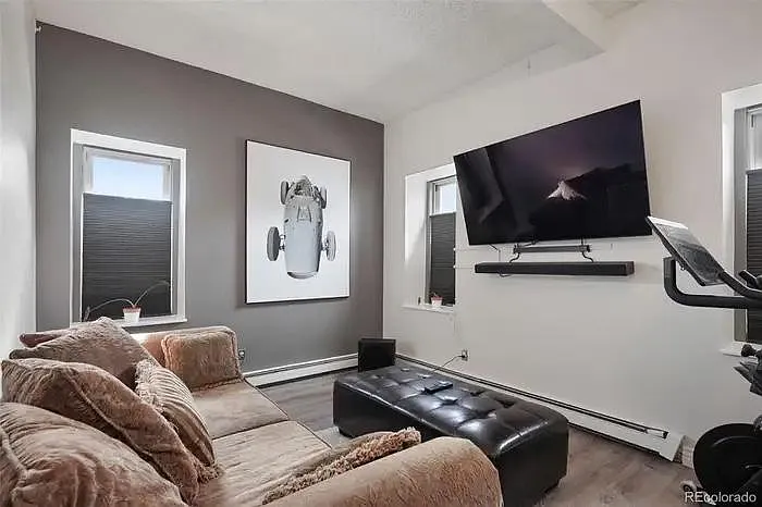 3233 Vallejo St #1A — Photo 5