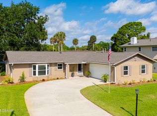 240 Wellington Dr, Daytona Beach, FL 32119