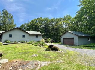 103 Westwood Ter, Canadensis, PA 18325