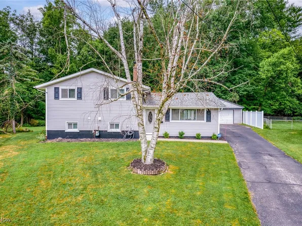 6562 Pau Pau Ct, Bedford Heights, OH 44146